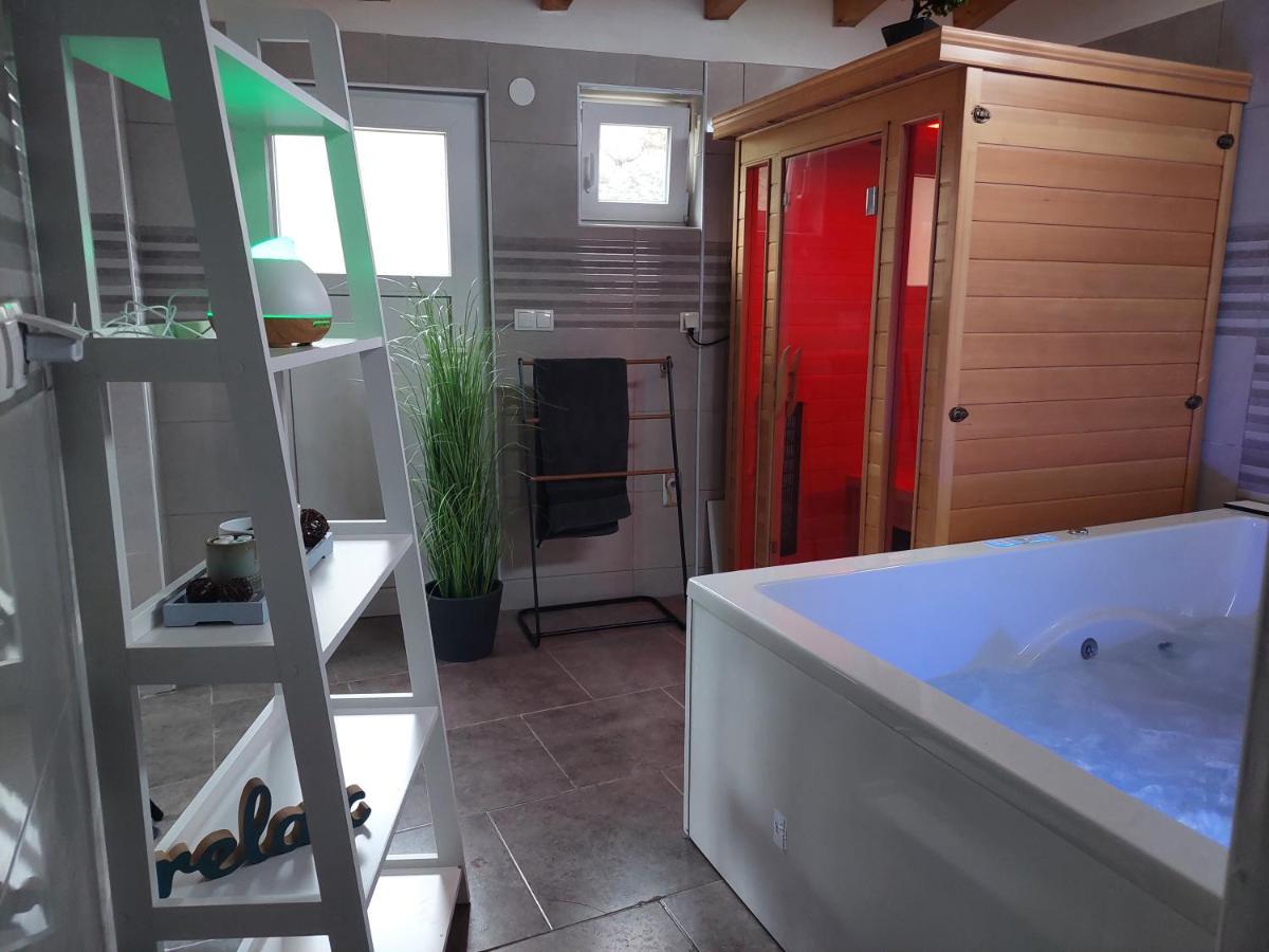 Holiday House Pulina 푸나트 외부 사진