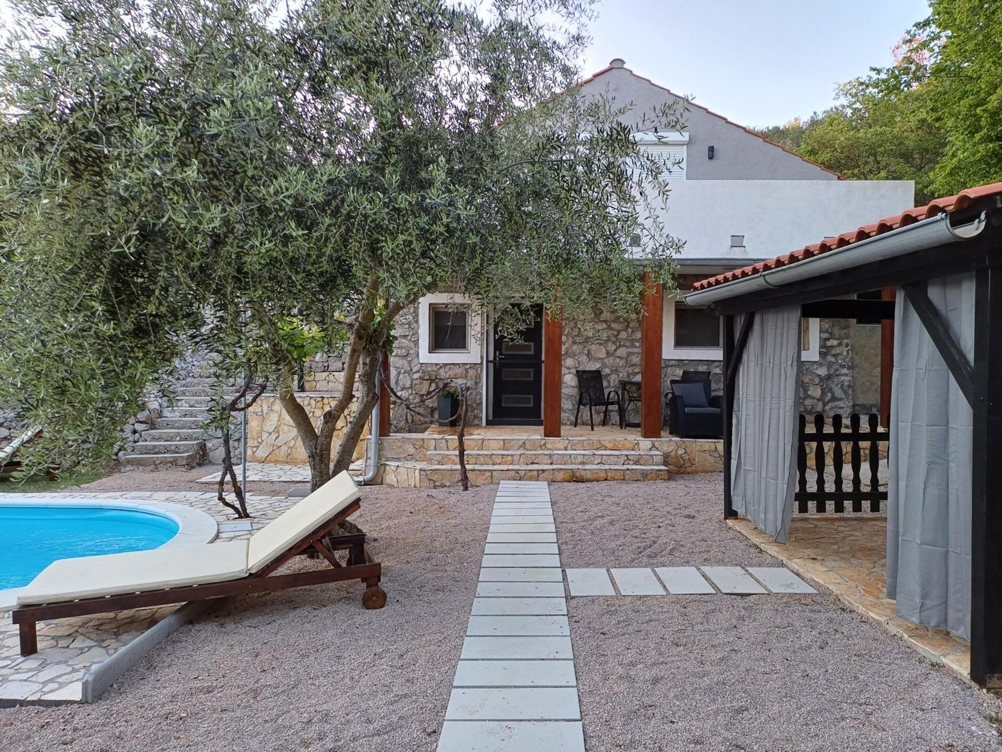 Holiday House Pulina 푸나트 외부 사진