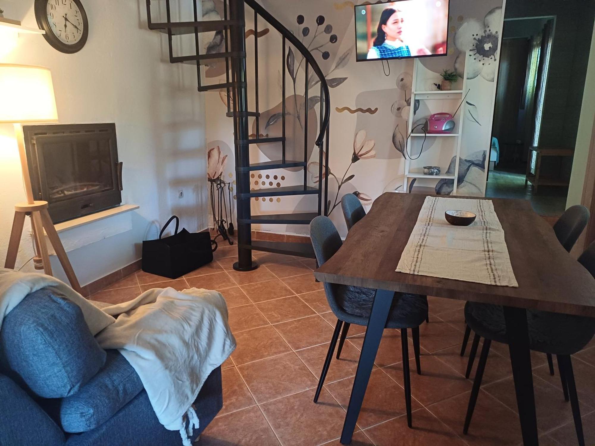 Holiday House Pulina 푸나트 외부 사진